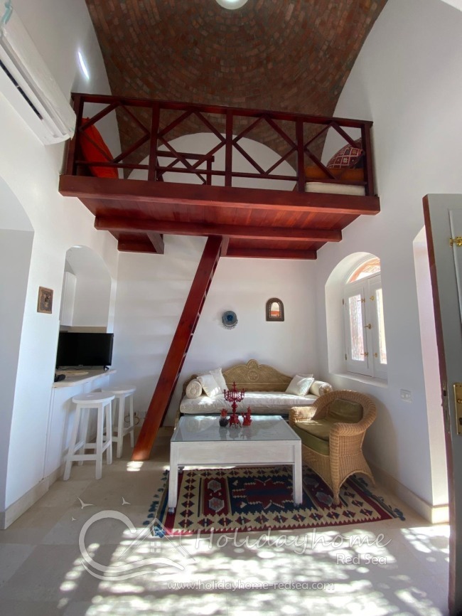 Living and sitting area in oriental style