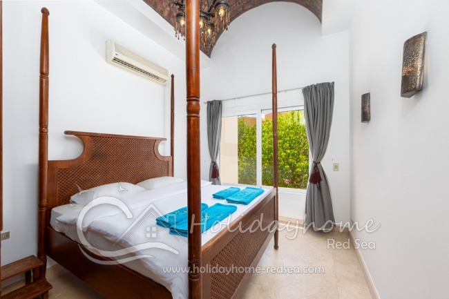 3. bedroom in oriental style