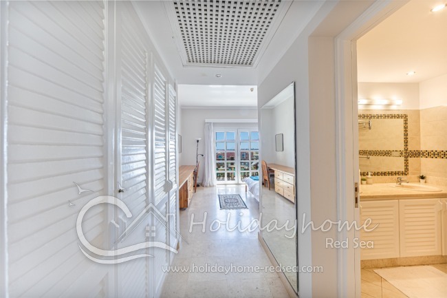 Bedroom with en-suite bathroom
